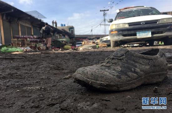 （外代一线）（2）巴基斯坦菜市场袭击事件死亡人数升至25人