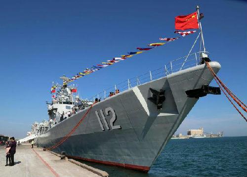 中国护航编队访问海湾四国 美媒:海军实力不断