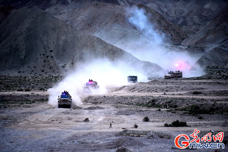 震撼大片 天山-3号(2017)联合反恐演习举行