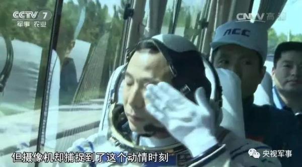英雄航天员太空过生日，航天员幕后不为人知的故事
