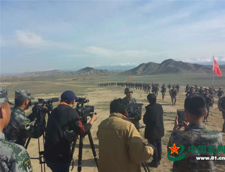 《强军》拍摄花絮:大片是这样炼成的