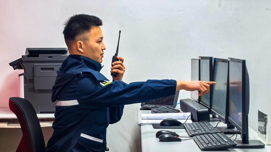 他们在国门前为祖国“守岁”