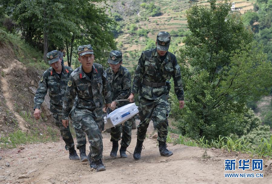 江苏仪征：援鄂医护人员“入列”保障分队