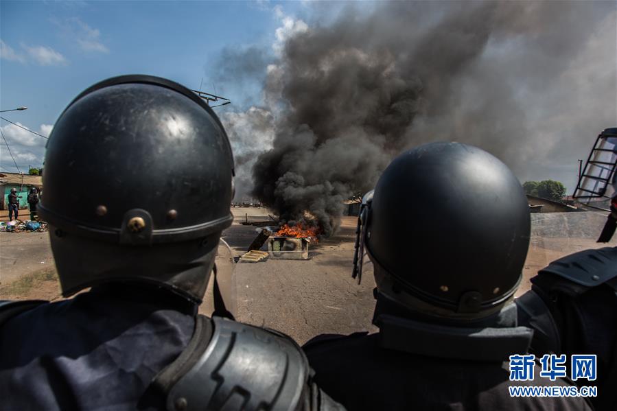几内亚反对派支持者与警方发生冲突至少7人死亡