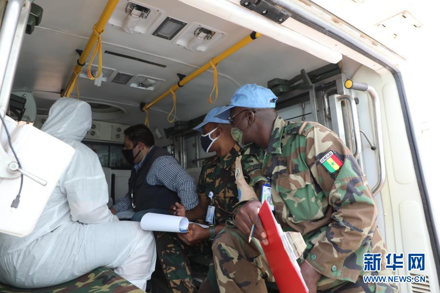 中国驻苏丹维和直升机分队通过裁撤前装备核查