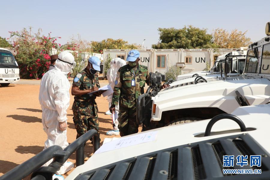 中国驻苏丹维和直升机分队通过裁撤前装备核查