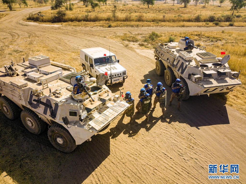 中国第16批赴苏丹达尔富尔维和工兵分队开展全员全装机动防卫演练