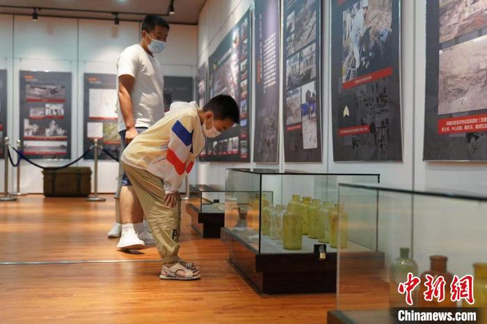 731部队“四方楼”遗址文物首次对外公开展示