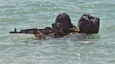 保护军事基地安全 俄加强反水下破坏部队力量