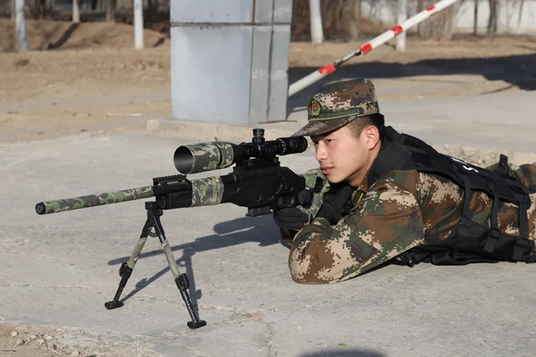 战鼓催春｜和武警“斜杠青年”面对面