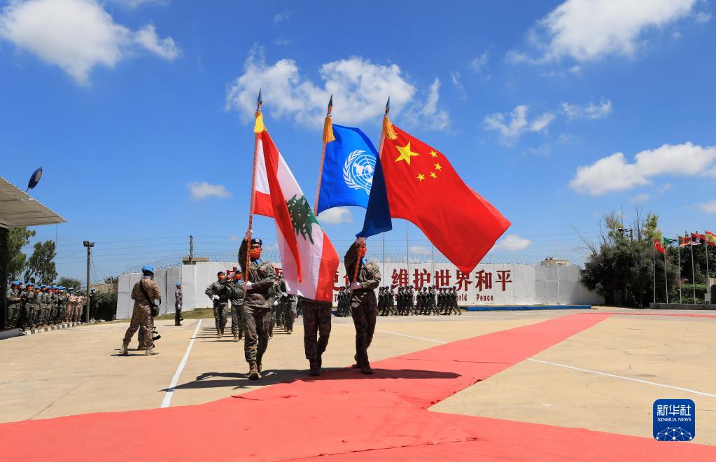 中国第20批赴黎维和部队全体官兵荣获联合国“和平勋章”