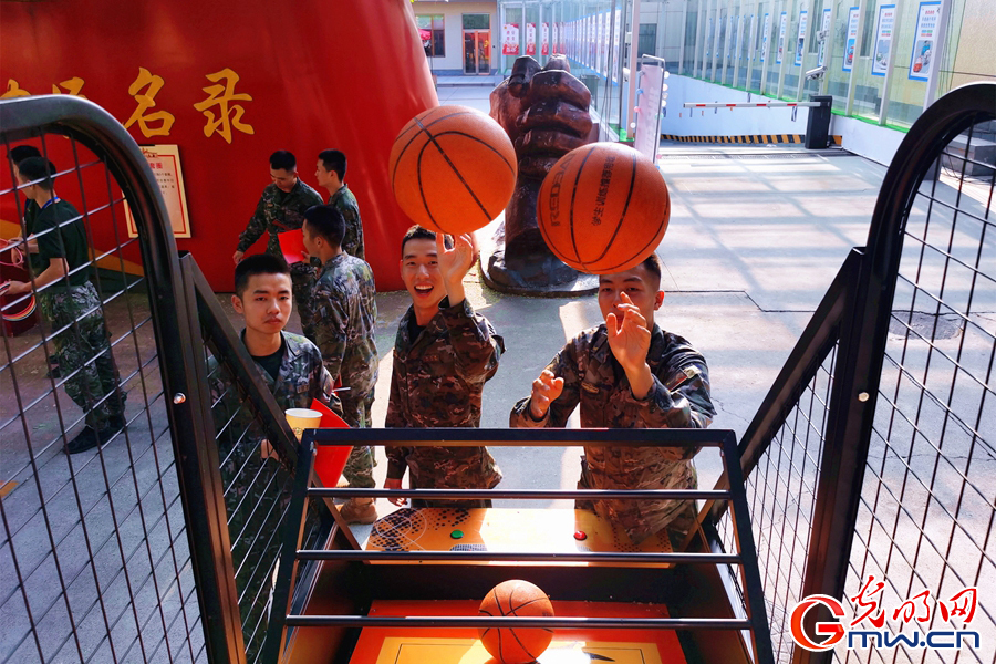 武警北京总队执勤第六支队举行“庆八一·迎盛会”文化活动庆祝建军95周年