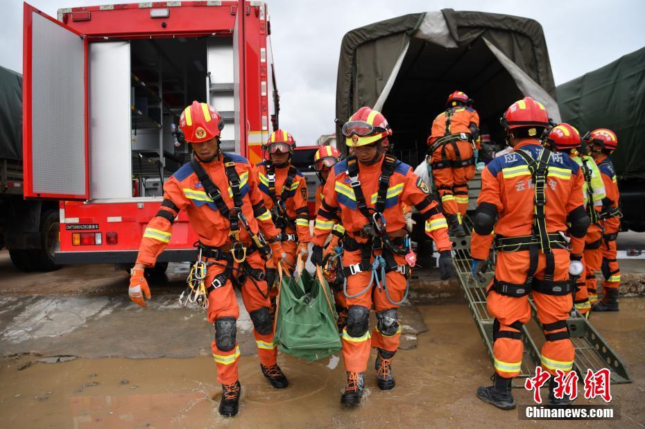 云南省消防救援总队举行练兵比武竞赛
