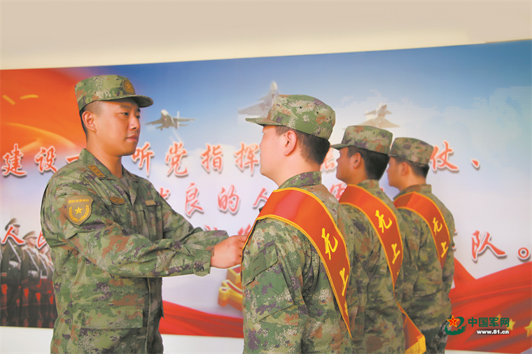 从国动系统“新兵”到征兵“明白人”，他仅用几个月