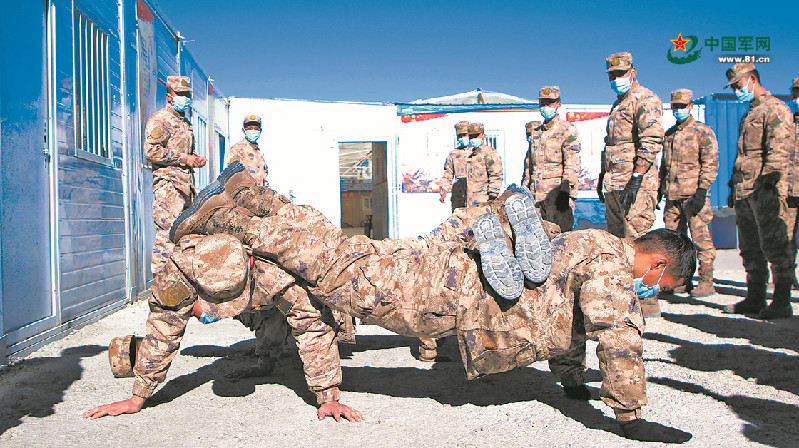 新疆军区某旅无人机侦察一连：梦想在高原戈壁绽放