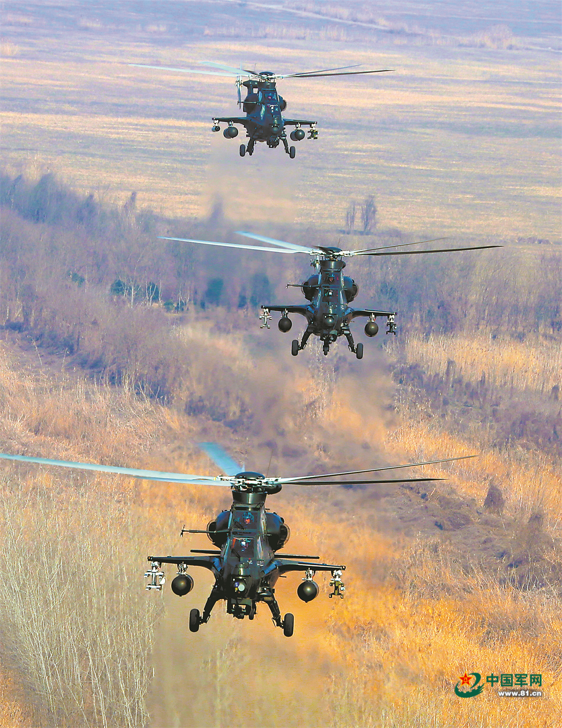铁翼飞旋 空中对决——东部战区陆军某陆航旅实战化训练影像