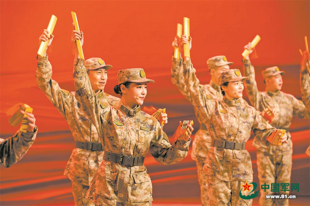 凝聚在党的旗帜下——解放军文化艺术中心文艺轻骑队开展党的二十大精神主题文艺服务侧记