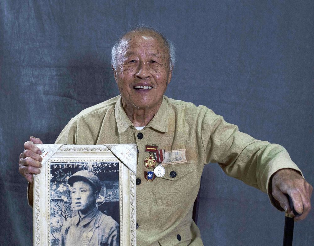 穿越70年，志愿军英雄与“青春之我”同框