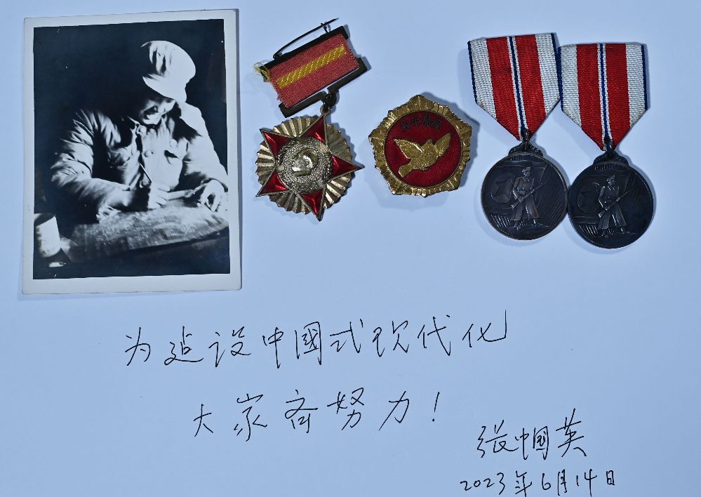 穿越70年，志愿军英雄与“青春之我”同框