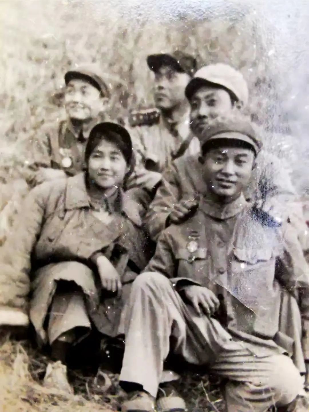 银耀朝阳丨致敬抗美援朝老兵逄恩生、高宝珍：追忆峥嵘岁月 传承红色精神