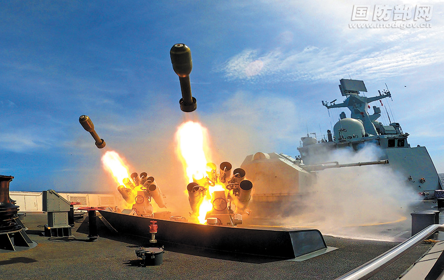 长驱转战 立体攻防——海军某舰艇编队实战化演练影像