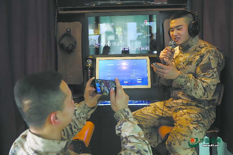 军营观察丨探索军营里手机的“正确打开方式”