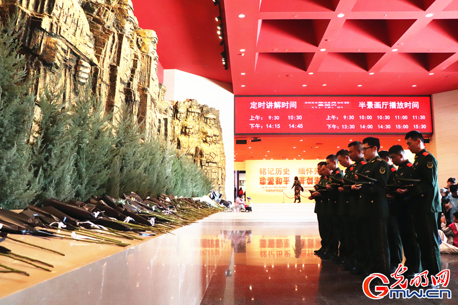 武警北京总队执勤第六支队开展“讲队史 祭英烈”活动