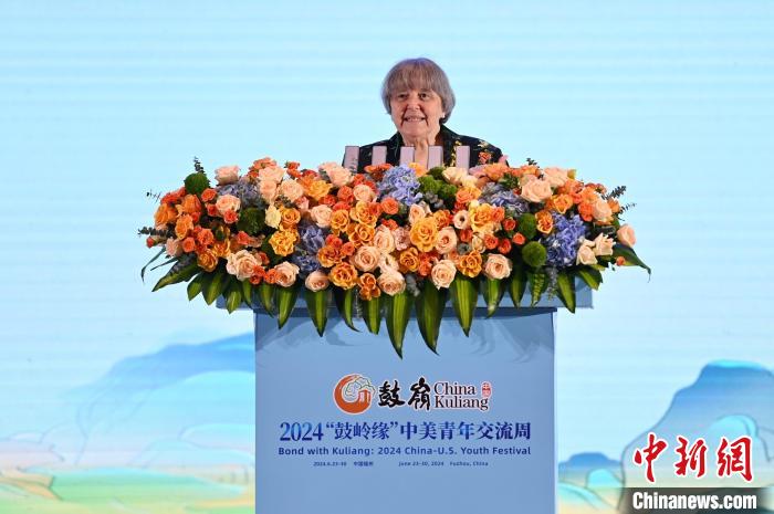 美国飞虎队后人穆言灵重回鼓岭 溯百年中美交往史