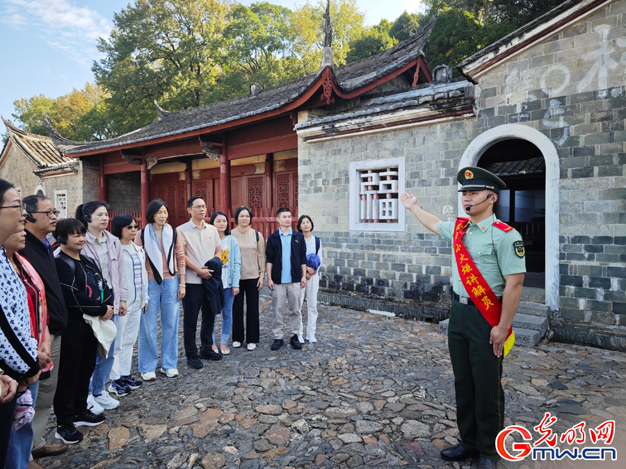 武警龙岩支队上杭中队根植红色沃土、服务驻地建设记事