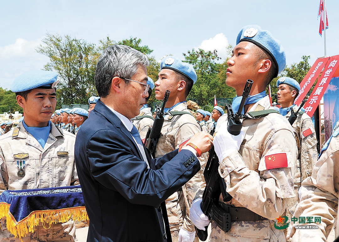 我维和步兵营官兵获联合国“和平荣誉勋章”