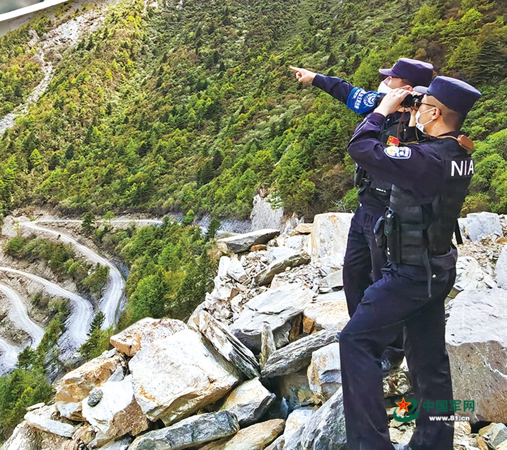 热血青春铸就边疆长城