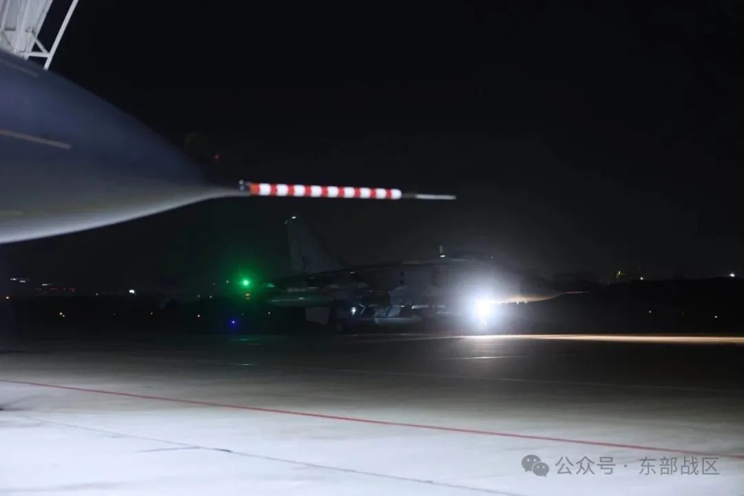暗夜出击，拂晓淬刃