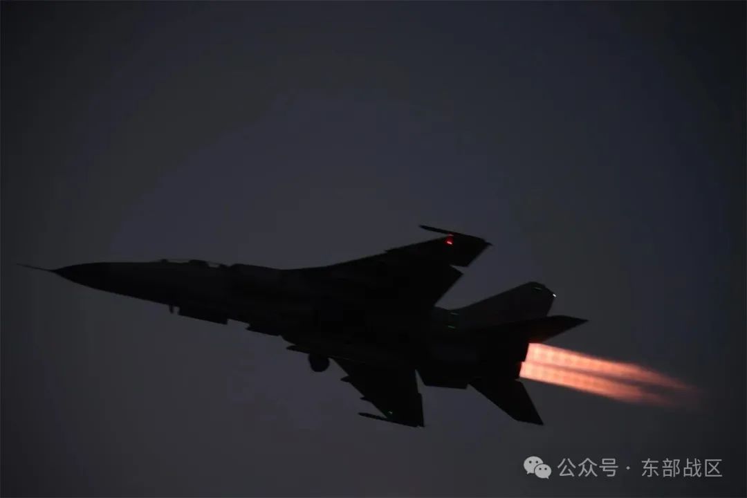 暗夜出击，拂晓淬刃