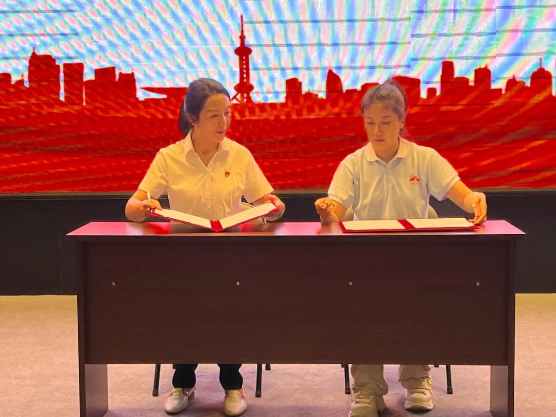 青少年手拉手，共讲红色故事——主题交流活动