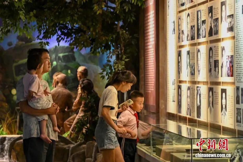 滇缅公路上，平均每公里牺牲一名的南侨机工是一群什么样的人？