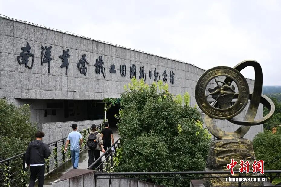 滇缅公路上，平均每公里牺牲一名的南侨机工是一群什么样的人？