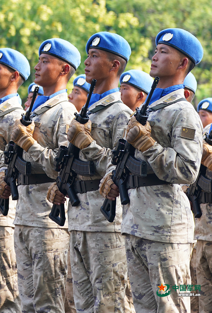 我在阅兵现场｜拉近拉近再拉近，这些行进中的“中国名片”有你吗？