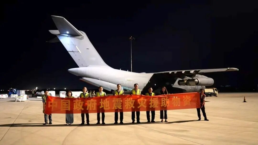 中国空军派出两架运-20！