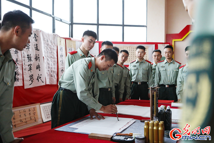 国庆假期 武警北京总队执勤第六支队组织开展文化活动