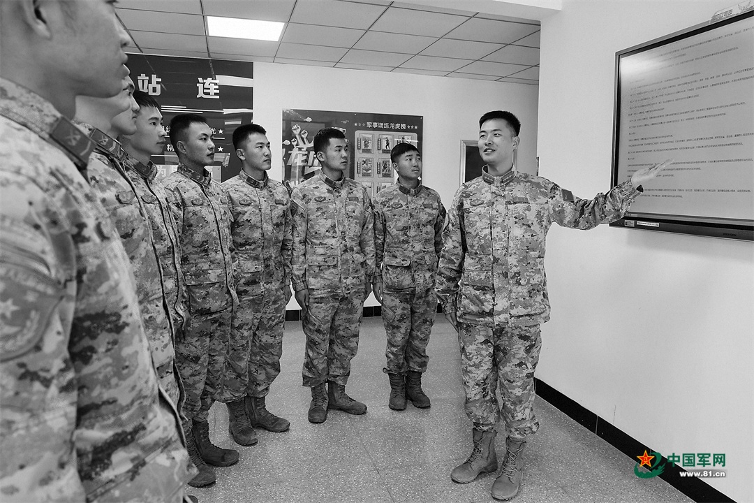 军地各单位各尽其责，为军事设施安全构筑起坚实的保护屏障