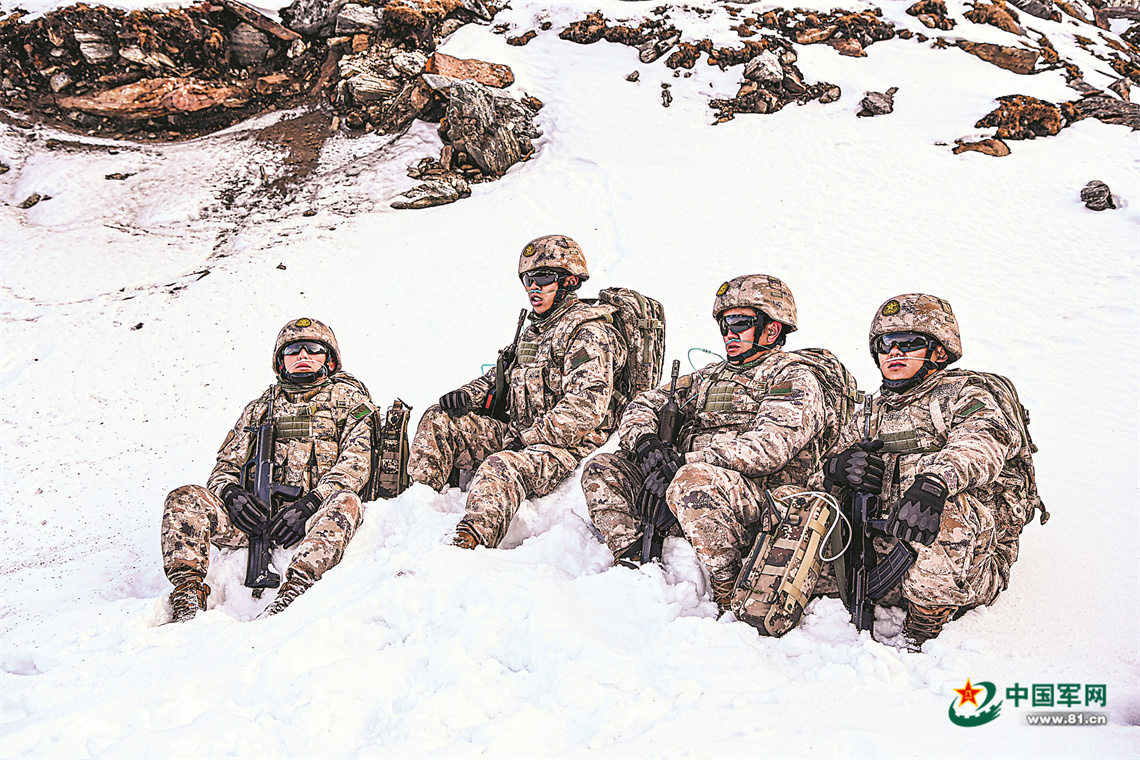 雪线之上，情系“士兵的呼吸”