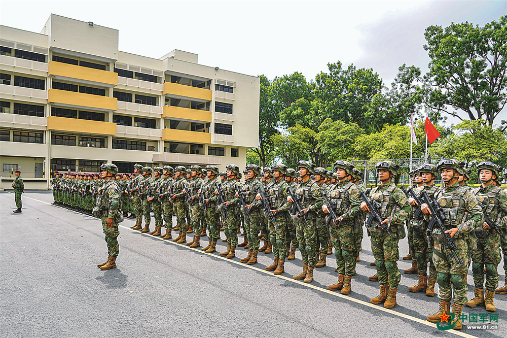 中新“合作-2025”陆军联合训练开始 78772f57bf6b1bb0077085ac6ae21576.jpg