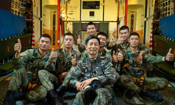 中国新闻学术界的一座高山——探察新闻学家朱金平