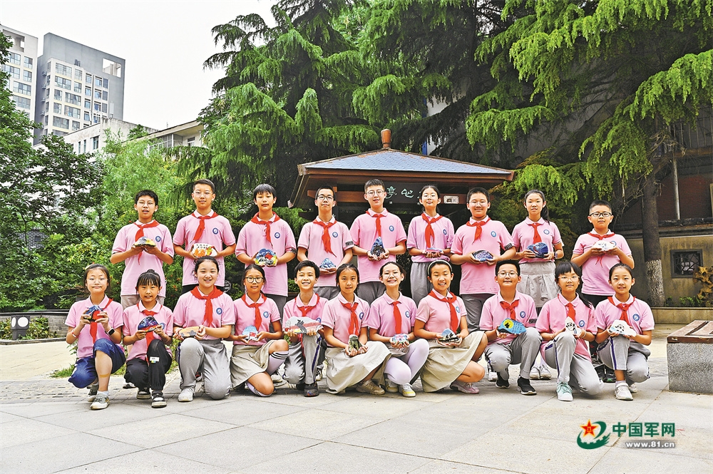 中国边关丨阿里之巅,斯潘古尔歌声飞扬 ca0a0432aad961f933eb5c4487959204.jpg