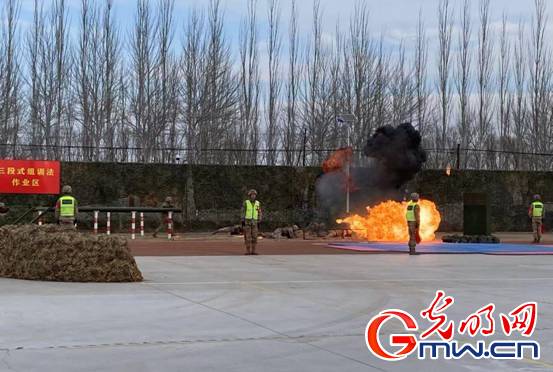 布和图木尔,一位蒙古族军人的“铁骨柔情” 2