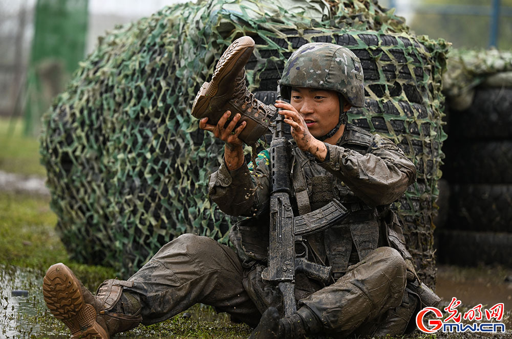 武警安徽总队合肥支队：沙场砺尖兵