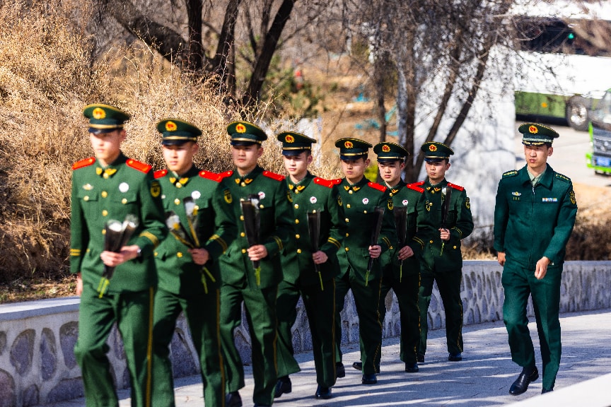 清明祭英烈 薪火永相传丨武警第一机动总队某支队官兵缅怀先烈铸忠诚