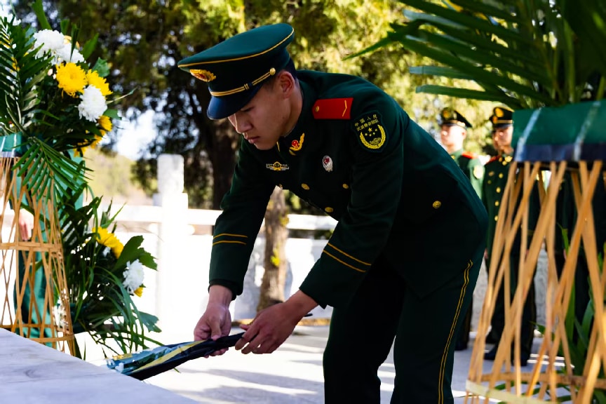 清明祭英烈 薪火永相传丨武警第一机动总队某支队官兵缅怀先烈铸忠诚