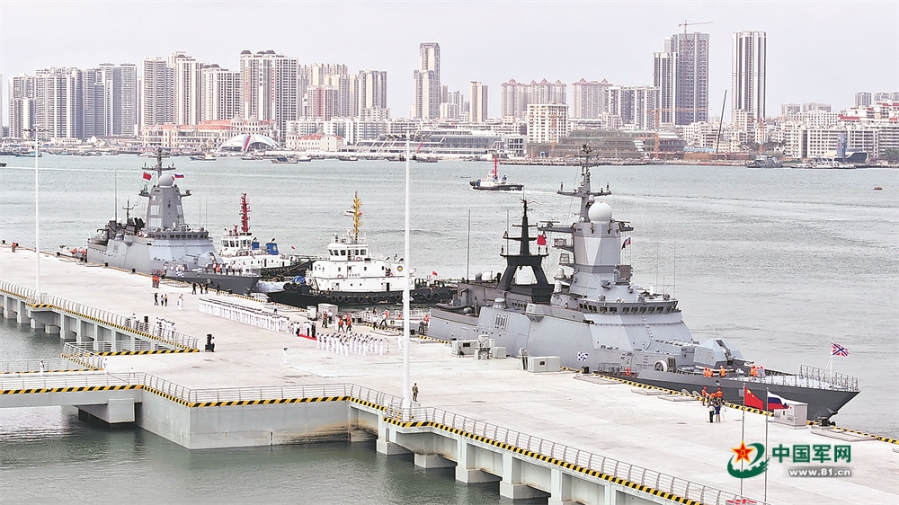 俄罗斯海军舰艇编队抵达湛江开始友好访问