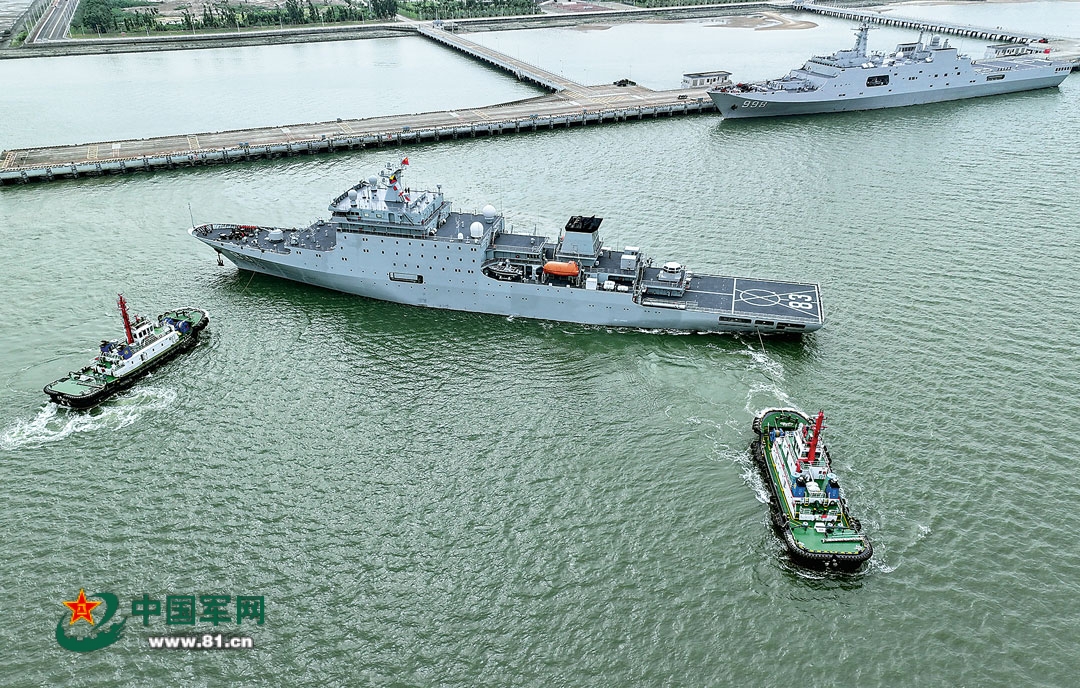 海军83舰编队继续执行远海综合实习访问任务